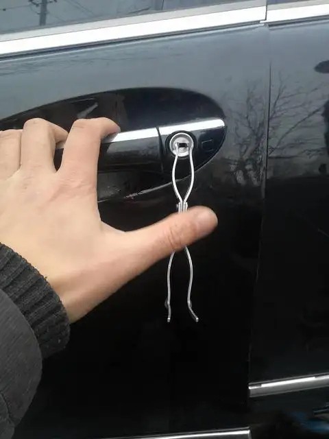 龙里汽车开锁-上门开锁